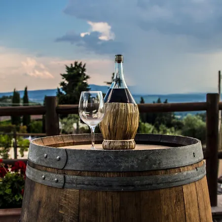 Palagio 19 In Chianti With Shared Pool דירה *